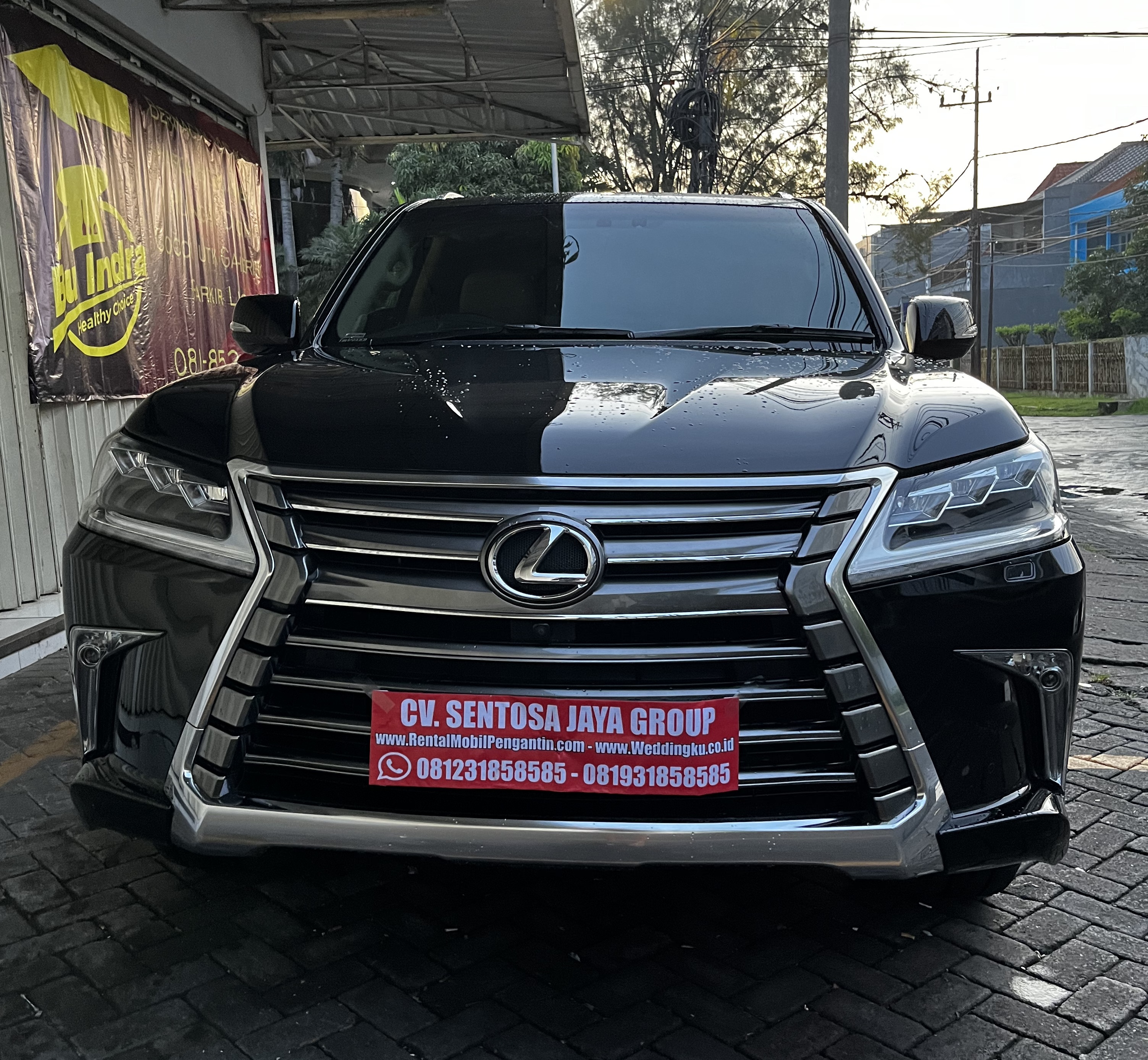 sewa mobil pengantin s class warna surabaya