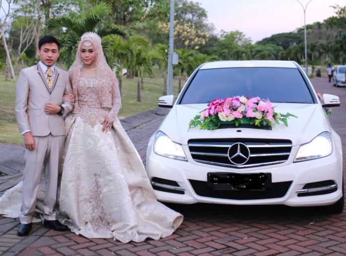 rental mercy c250 c200 c63 surabaya